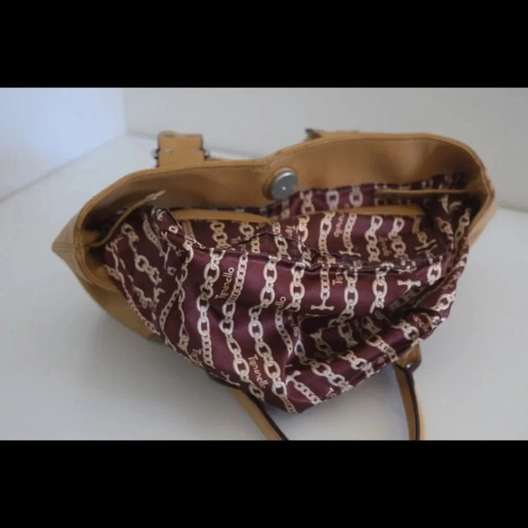 Tignanello leather bucket bag - Picture 6 of 8